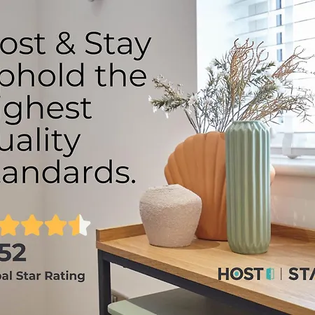 Host & - The Snug *